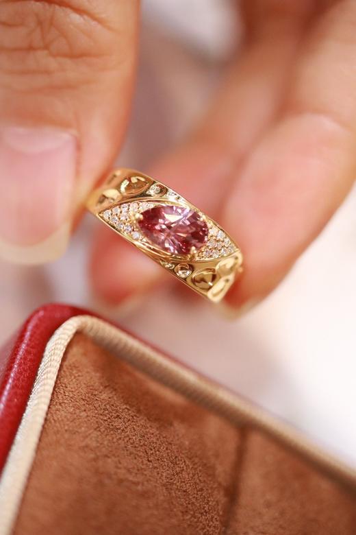 1.07ct 蓝宝石戒指 商品图4