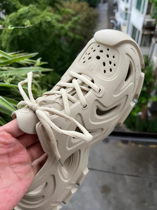 【79.9秒杀】萨拉曼山野系列洞洞鞋透气凉鞋速干男女运动拖鞋SLM97102（36码单约仅200g） 商品图6