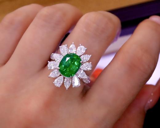 2.65ct 祖母绿戒指 商品图4