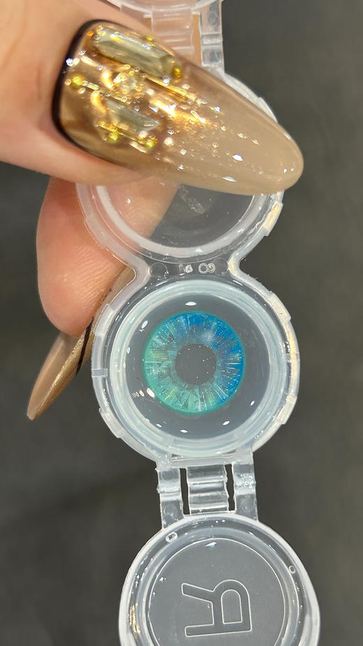 Woolilens 极乐伊甸 日抛 两片 14.2mm 参考着色 13.5mm 基弧 8.5 含水 50% 新锐国货 商品图3