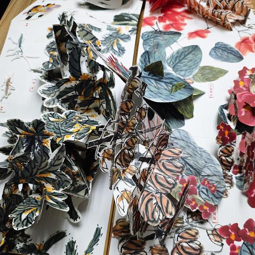 3D立体书：《齐白石老人的花园》，8开，齐白石著，荣宝斋出版社2023年一版一印，定价398，售价149元。 商品图3