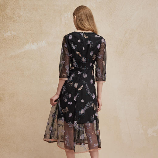 PG84C斯尔丽瑟俪2021年优雅气质绣花网布A摆裙 商品图2