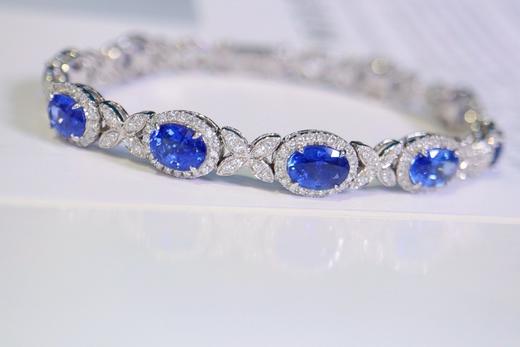 10.25ct 18.12g 蓝宝石手链 商品图5