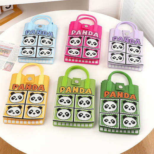 熊猫针织手机包可爱零钱钥匙包日韩迷你软橡胶手柄单肩斜挎包潮女绿色 商品图4