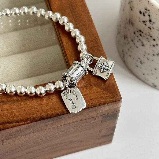 【运动潮人系列❗️个性复古手串】小众复古手环，时尚百搭轻奢感满满，十字架锁头圆珠弹力绳手链，情侣手环，七夕情人节礼物L手工饰品新年礼盒年货礼盒 商品图2