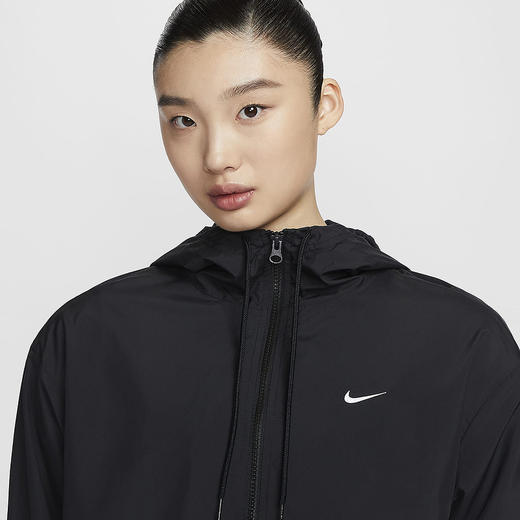 Nike/耐克梭织外套女秋季跑步运动宽松休闲连帽夹克FV6299-010 商品图2