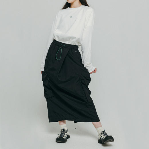【出游季特惠】ACMEITEM爱棵米 户外工装半裙透气大口袋休闲中长半身裙女士GAF2370889E 商品图1