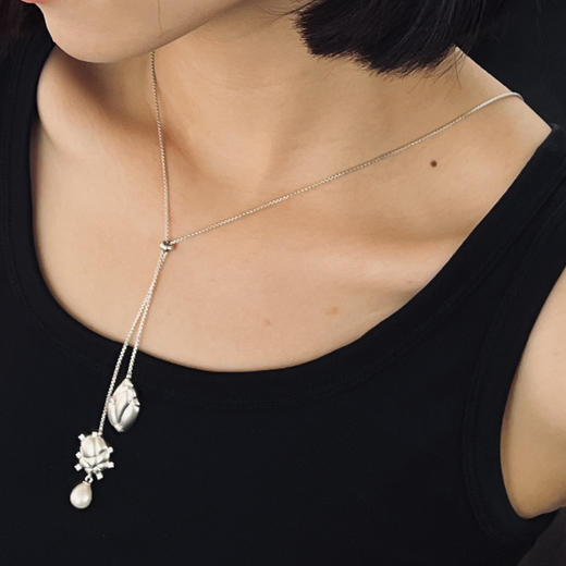 [捡漏价]lost in echo2024秋季新款膨胀枕头挂坠流苏长款珍珠项链毛衣链女 商品图4