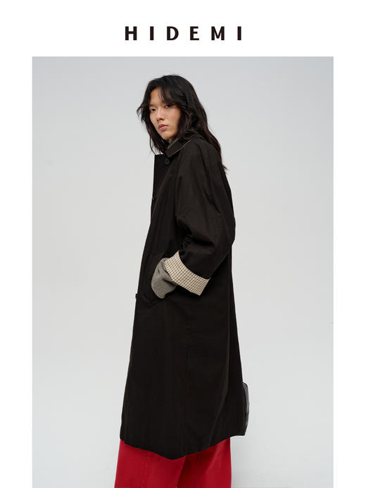 HIDEMI【吴千语同款】极简廓形设计感复古宽肩格纹拼接卷边式长款风衣 黑色/卡其色 商品图7