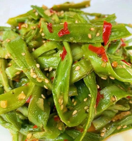 【屋头茶油剁椒贡菜/剁椒萝卜干】💃 ❤ 认 准 屋 头 萝 卜 干 ²⁰²4咬一口嘎嘣脆！ 营养丰富， 🌸香辣脆爽，清爽多汁  商品图2