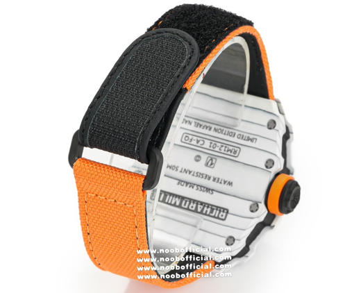 🔥私人定制版纯进口Ntpt碳纤维材质🔥
【理查米尔】RM12-01 一体陀飞轮腕表，材质均为碳纤维与石英纤维材质表壳，分别三种颜色款式：纯黑碳纤维、碳纤维+红色石英纤维、碳纤维+白色石英纤维 商品图4