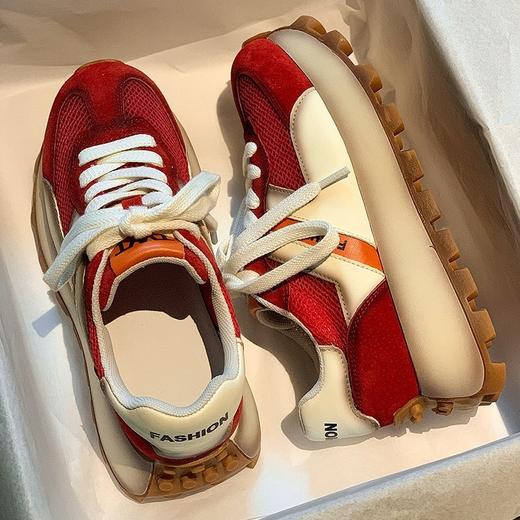 【轻盈舒适！华夫阿甘鞋】皮面+网面纹理细腻柔软，防滑耐磨鞋底 ，舒适后跟增高设计，内含弹力鞋垫 提升脚感舒适度！春夏季厚底百搭防滑网面透气休闲时尚运动跑步鞋开学季Y 商品图1