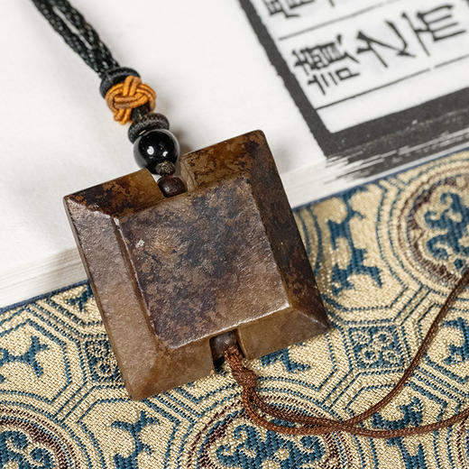 明 玉雕工字佩 商品图4