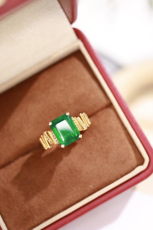 3.01ct 祖母绿戒指 商品图6