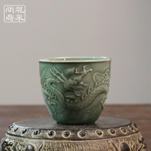 问鼎龙泉问鼎梅子青刻绘疾风杯(水龙吟)（缺货） 商品图4