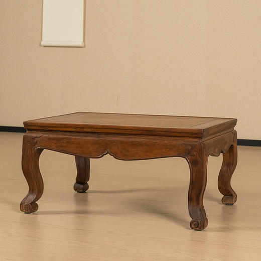 清 黄花梨束腰三弯腿拦水线炕桌 商品图4