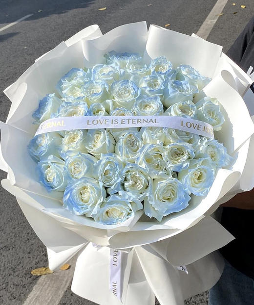 【幸福心情】33朵碎冰蓝玫瑰，时尚精美大花束 商品图0