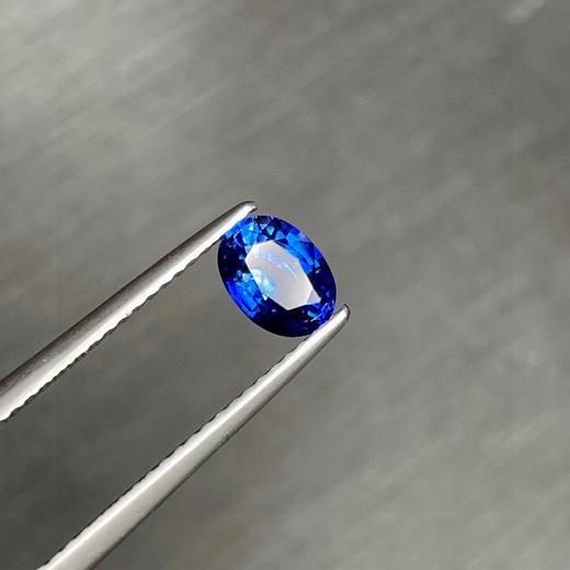 0.92ct 蓝宝石裸石 商品图2