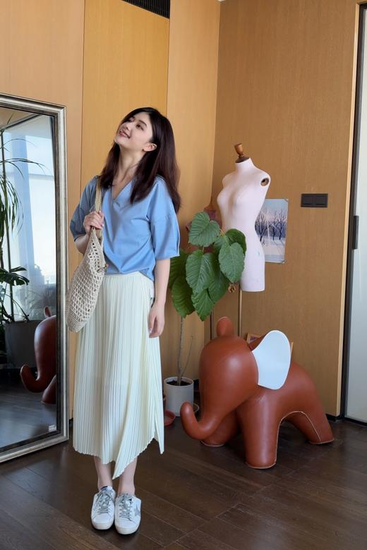 噢蜜ooomeooov领香蕉袖上衣 商品图2