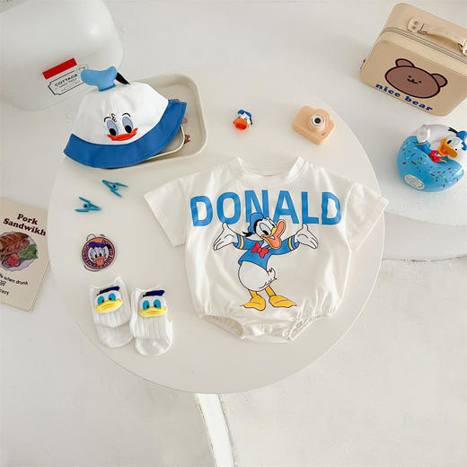 版权保护！卡通唐老鸭男女宝三角包屁衣夏天柔软棉质宝宝哈衣爬服 商品图1