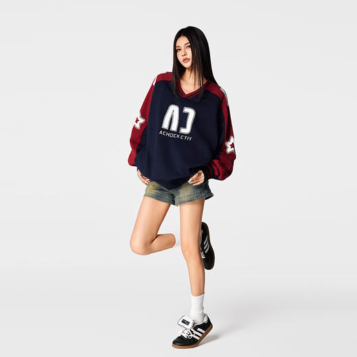 【Achock官方店】美式高街拼色设计感卫衣长袖学院风oversize上衣 商品图1