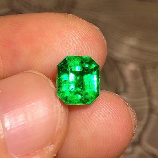1.78ct 祖母绿裸石 商品图1