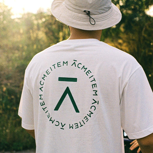 【出游季特惠】ACMEITEM爱棵米 夏速干短袖T恤男女户外露营休闲宽松印花上衣情侣GAF3440149E 商品图3