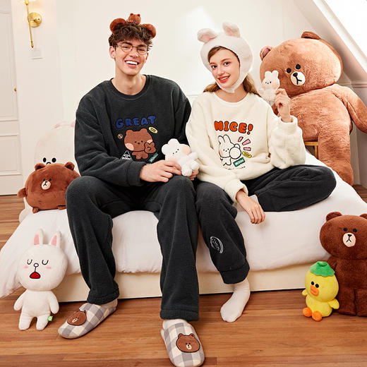 芬腾布朗熊珊瑚绒睡衣秋冬情侣套装女士法兰绒男款休闲大码家居服 商品图0