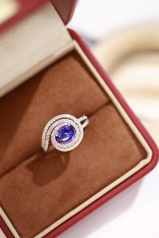 2.01ct 蓝宝石戒指 商品图5