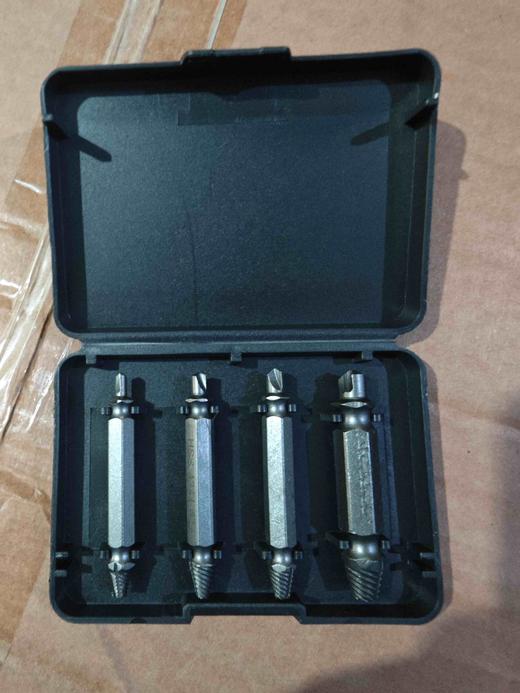 【货号02724】4件套断螺丝取出器/滑丝取丝器/断丝取出器/拆螺丝神器/坏螺丝 商品图0