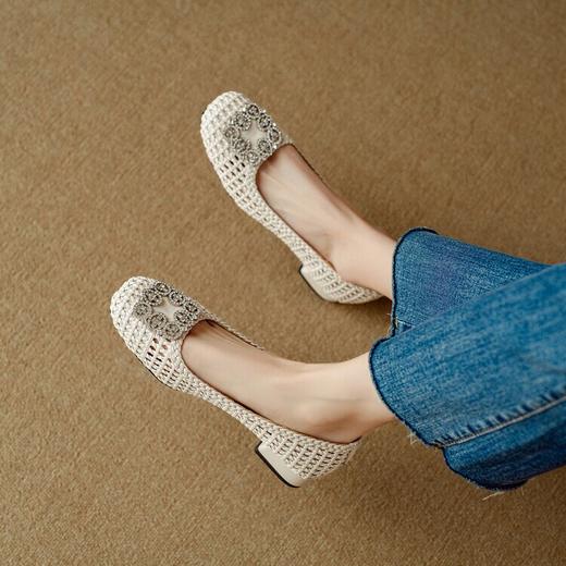 【预售5天】仙女风方头浅口，一脚蹬休闲水钻方头豆豆鞋NJMK&K1025 商品图0