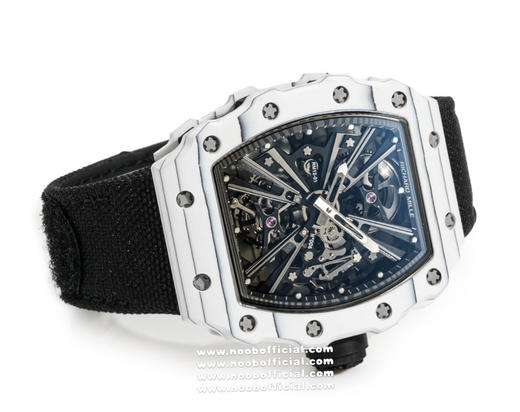 🔥私人定制版纯进口Ntpt碳纤维材质🔥
【理查米尔】RM12-01 一体陀飞轮腕表，材质均为碳纤维与石英纤维材质表壳，分别三种颜色款式：纯黑碳纤维、碳纤维+红色石英纤维、碳纤维+白色石英纤维 商品图2