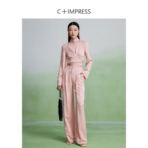 西嘉王炸设计 鎏光感全人丝提花新中式套装女围裹式衬衫直筒西裤 商品图0