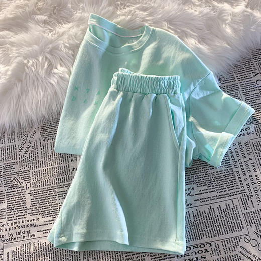 【青春的感觉❗️休闲运动套装】夏季新款，棉质面料 柔软舒适透气，亲肤不扎肉，多巴胺色系 百搭显活力❗️休闲运动套装女百搭宽松时尚外穿短袖短裤两件套开学季Y 商品图9