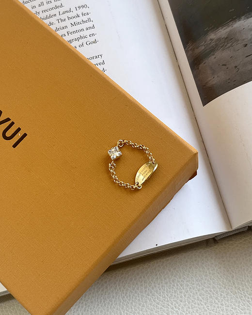 现货 THS 7.27-无 驴家 新款字母老花三合一戒指 CU1216 商品图4