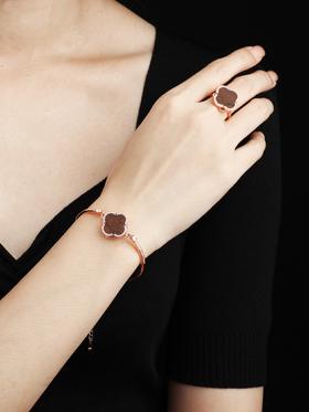 遇见～四叶草沉香戒指 四叶草时来运转戒指 925银镀金镶嵌沉香