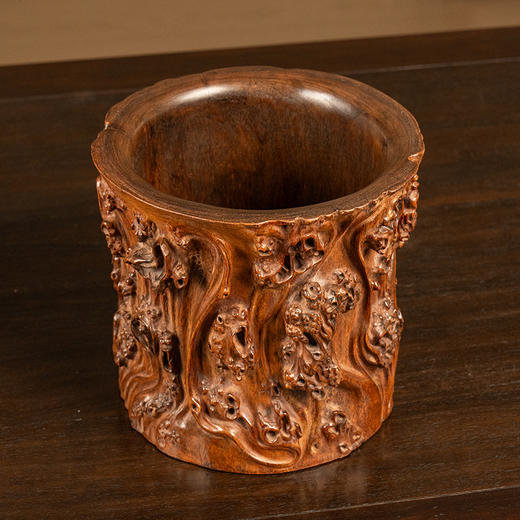 清 黄花梨雕树瘤笔筒 商品图1