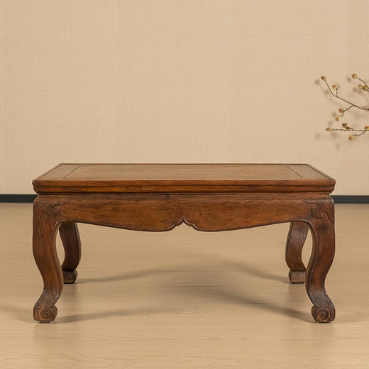 清 黄花梨束腰三弯腿拦水线炕桌 商品图0