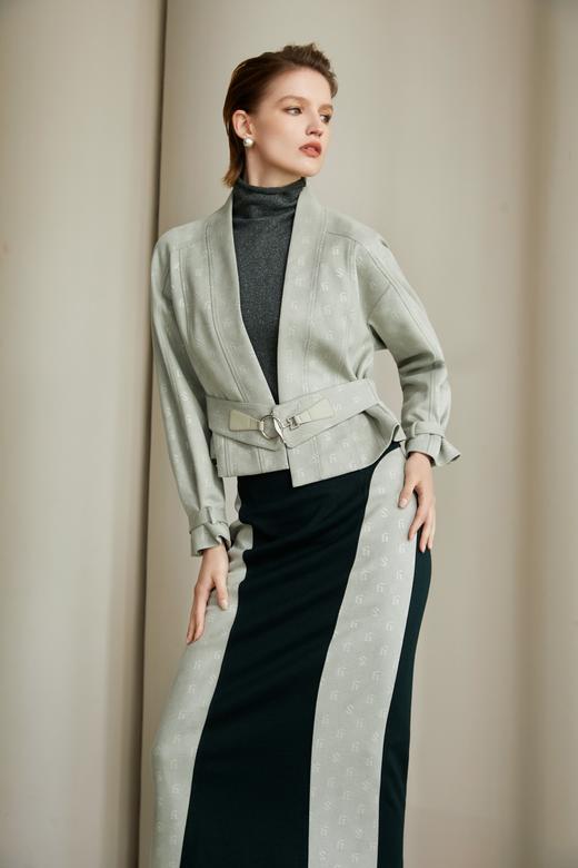 SAFICOO 时尚休闲 宽松舒适连身袖设计外套 商品图0