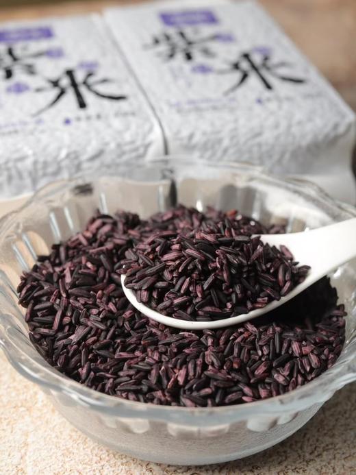 云南紫米 原生态种植 不染色 粒粒饱满 软糯粘稠 带着纯正米香 口感好 适合煮粥、煮饭 商品图6
