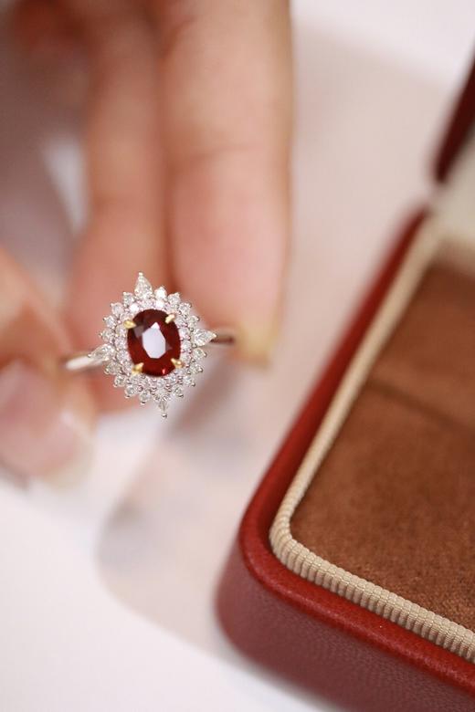 1.03ct 红宝石戒指 商品图3