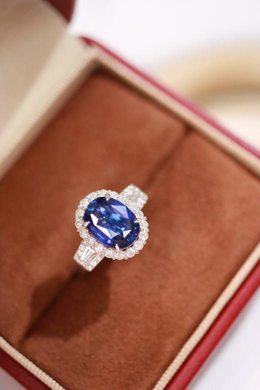 3.65ct 蓝宝石戒指 商品图6