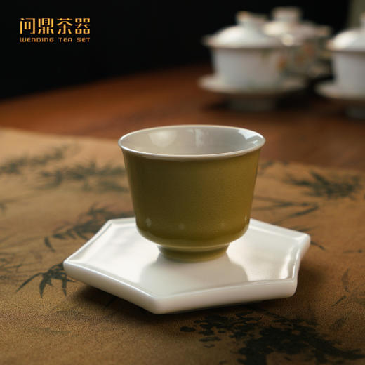 问鼎茶器象牙白六角盖置（缺货） 商品图1