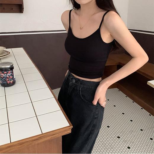 <曾小咸推荐>纯欲吊带背心内搭打底带胸垫短款背心 活动价39.99/件 50/2件！【预售款，预计3-15天发货】 商品图1