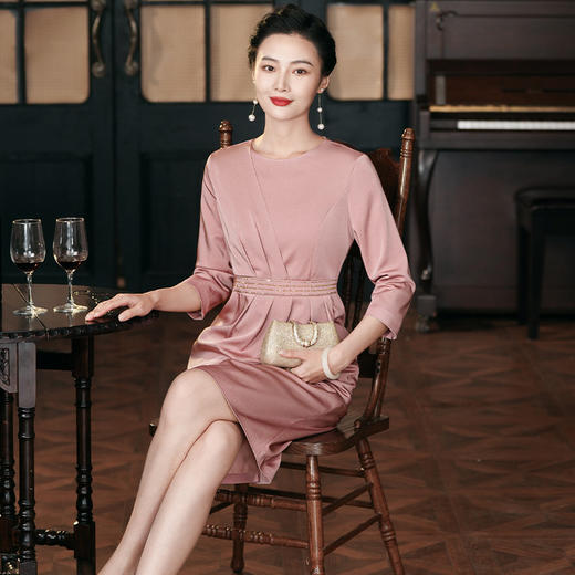 DY Q6626礼服裙中长款高端阔太太洋气显瘦连衣裙 商品图2