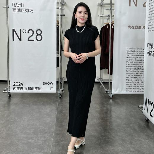 【破价】N°28【黑天鹅】气质立领长裙短袖收腰开叉连衣裙9A32L205 商品图1