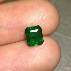 0.8ct 祖母绿裸石