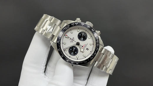 NOOB Maker出品，必属精品‼️TUDOR帝舵—碧湾计时型（Black Bay Chrono）精钢款腕表！🆕 细致刻画表盘完美对称，纹路清晰、提升质感与美感！ 商品图1