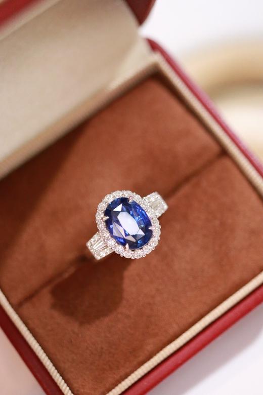 3.65ct 蓝宝石戒指 商品图3