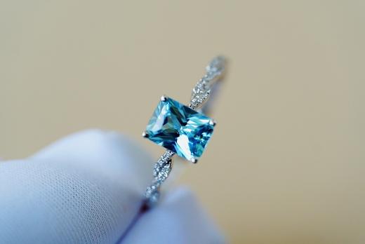 0.8ct 海蓝宝戒指 商品图2